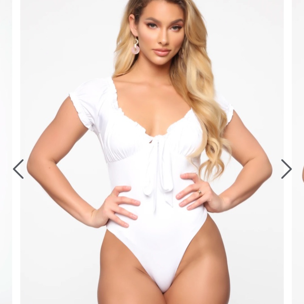 Fashion nova bodysuit